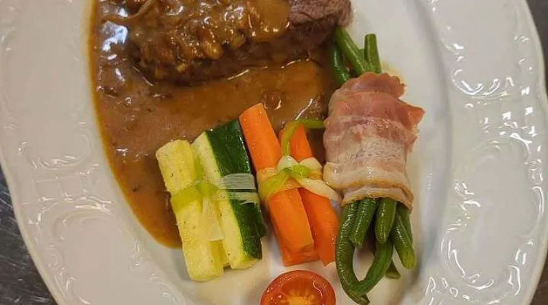 filetsteak1.jpg