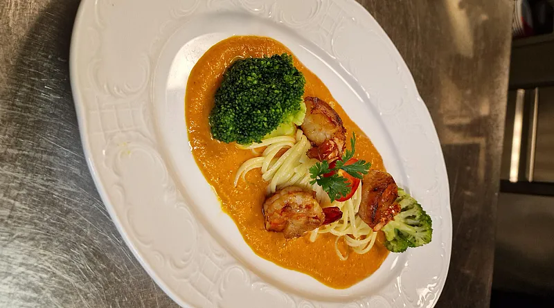 gegrillte_garnelen_mit_linguine_und_tomatenbutter_sauce_3.jpg
